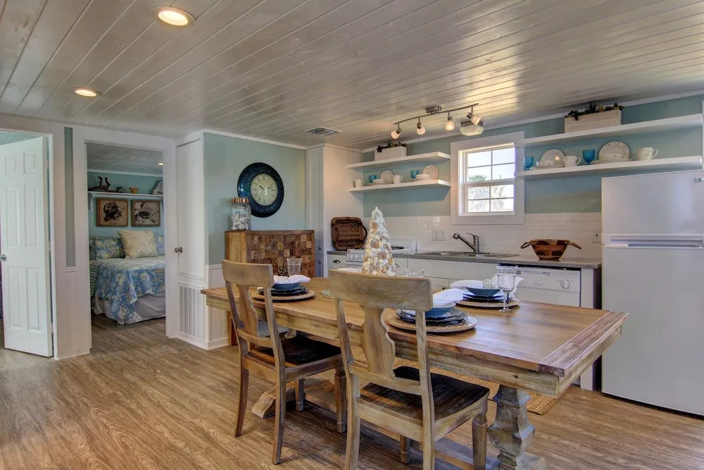 Summer Spritz Ss523e 2 Bedrooms 1 Bathroom Cottage