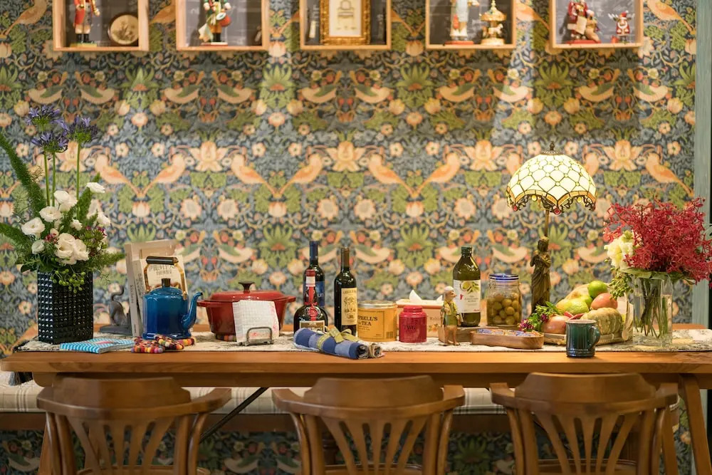 R&J GuestHouse
