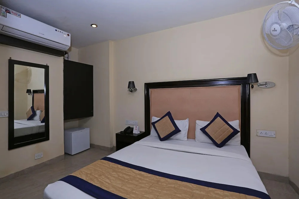OYO 714 Hotel De Plaza