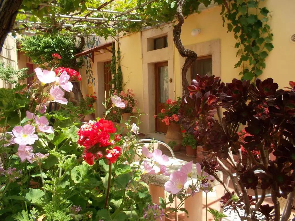 Villa Orestis