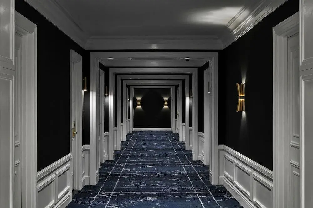 The LaSalle Chicago, Autograph Collection
