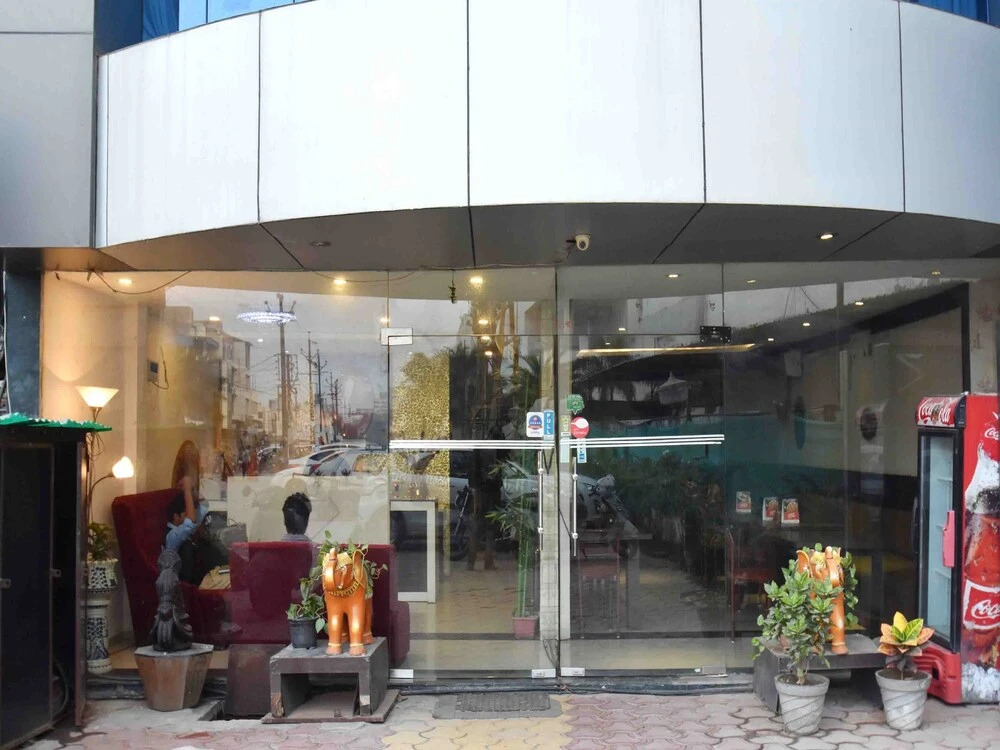 Oyo 3845 Linear Inn