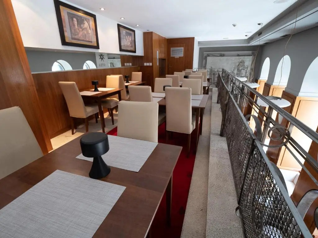 Hotel Astra