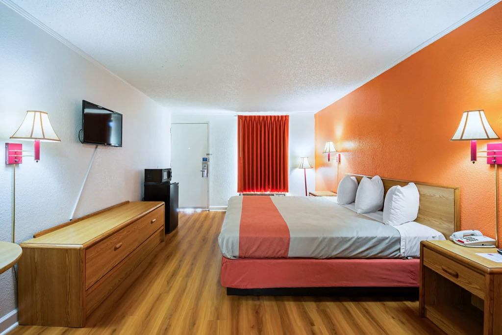 Motel 6 Perry 4860