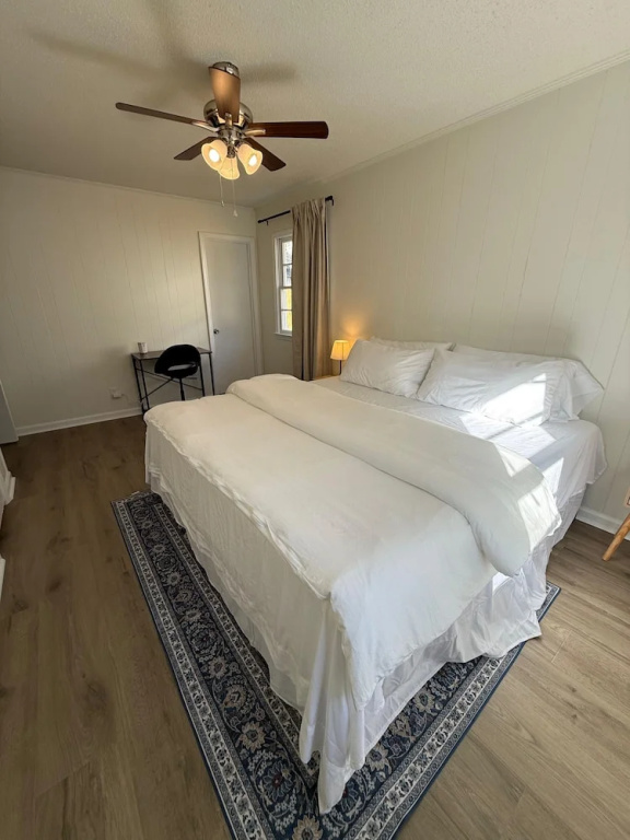 Newly Renovated 3 Bedroom House in Lakewood