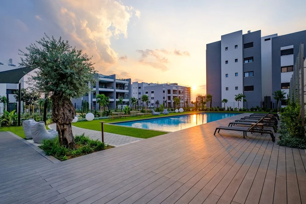 Sunset Gardens