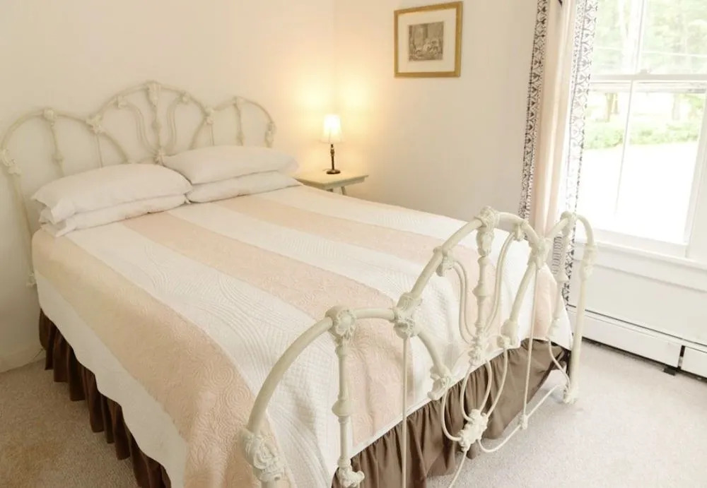 The Woodbine Inn