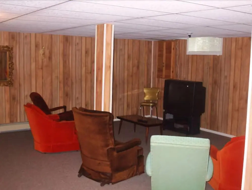 Niagara Falls Cottage Rental - Craig House