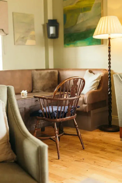 Nest Farmhouse