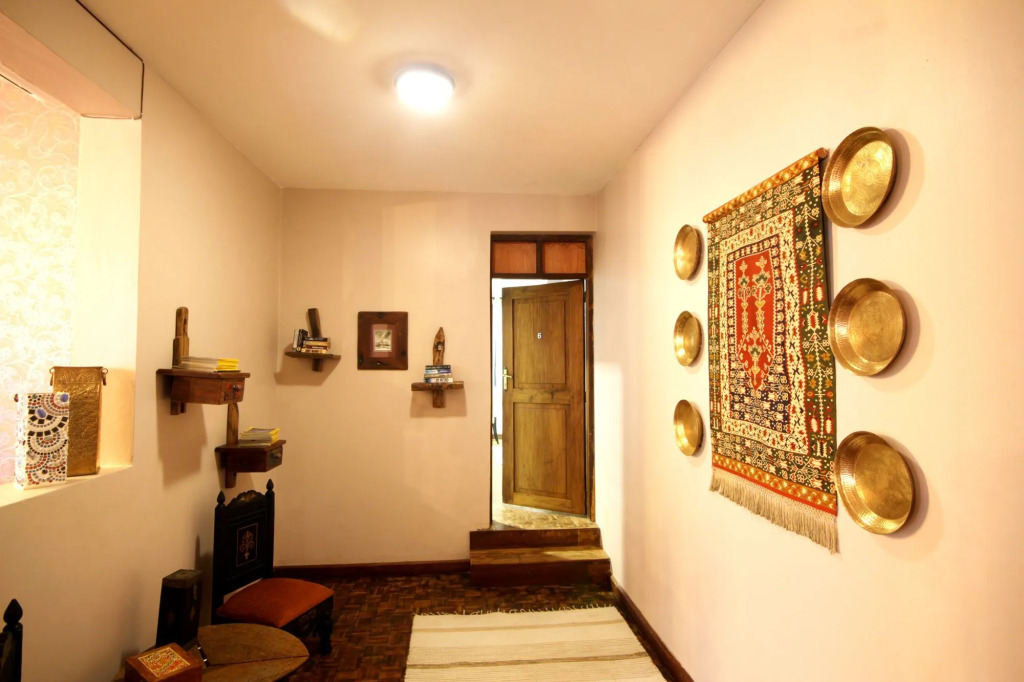 Boulevard Inn Mt Meru