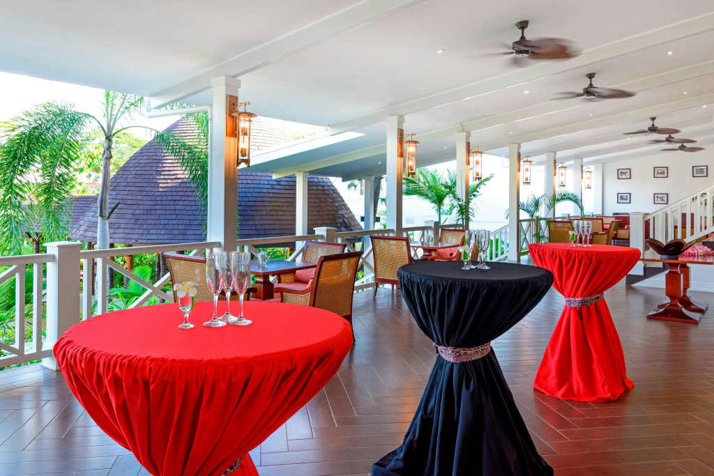 Sheraton Samoa Aggie Greys Hotel & Bungalows