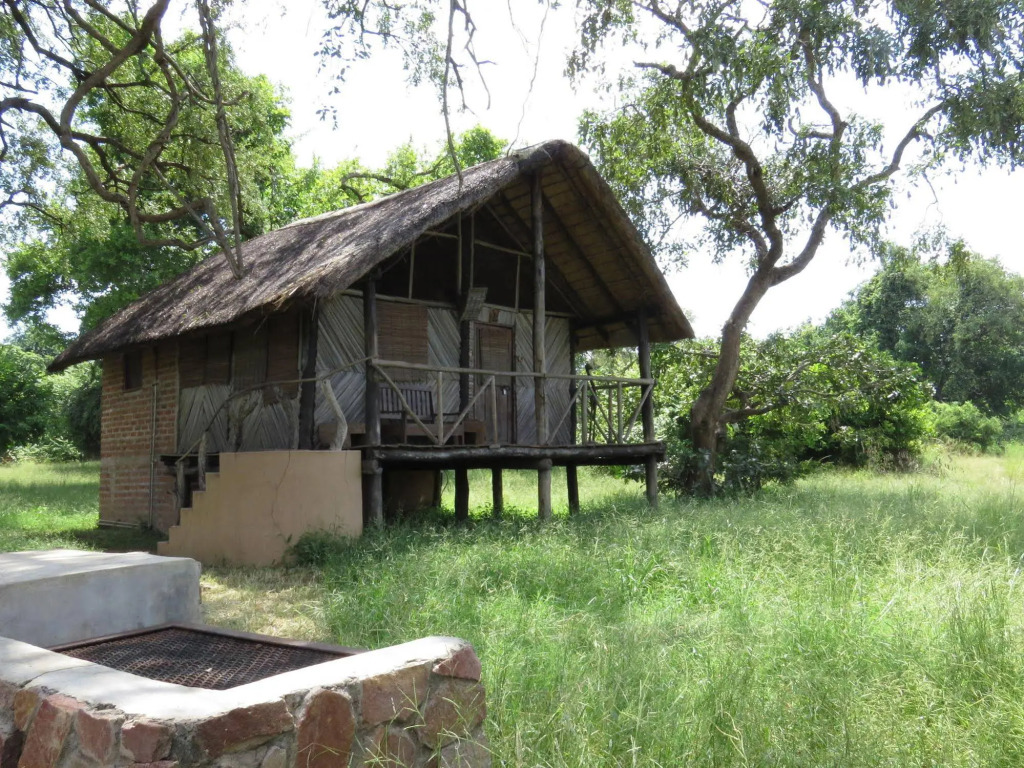 Croc Valley Camp