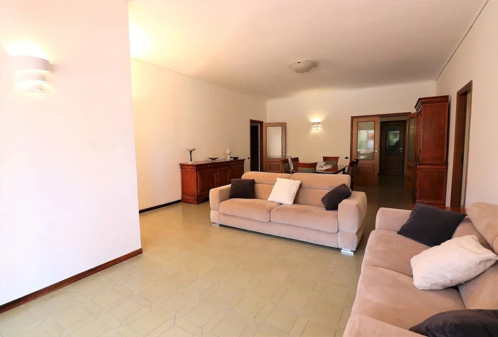 La Terrazza Parco Lauro Apartment