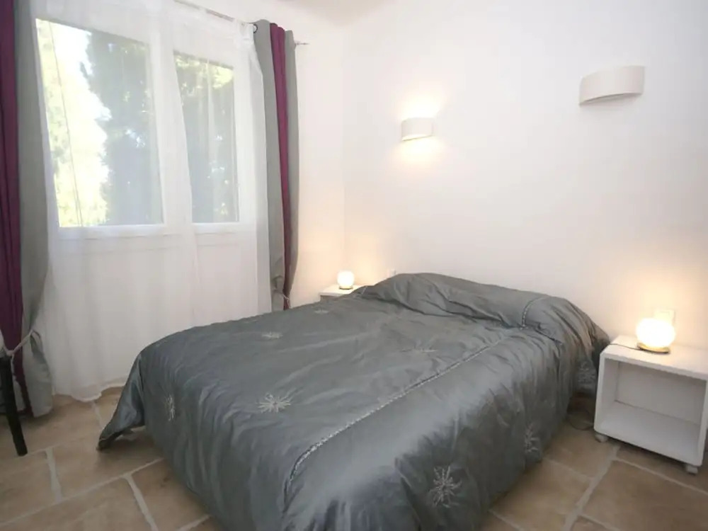 Holiday Home in Le Thor With Private Pool