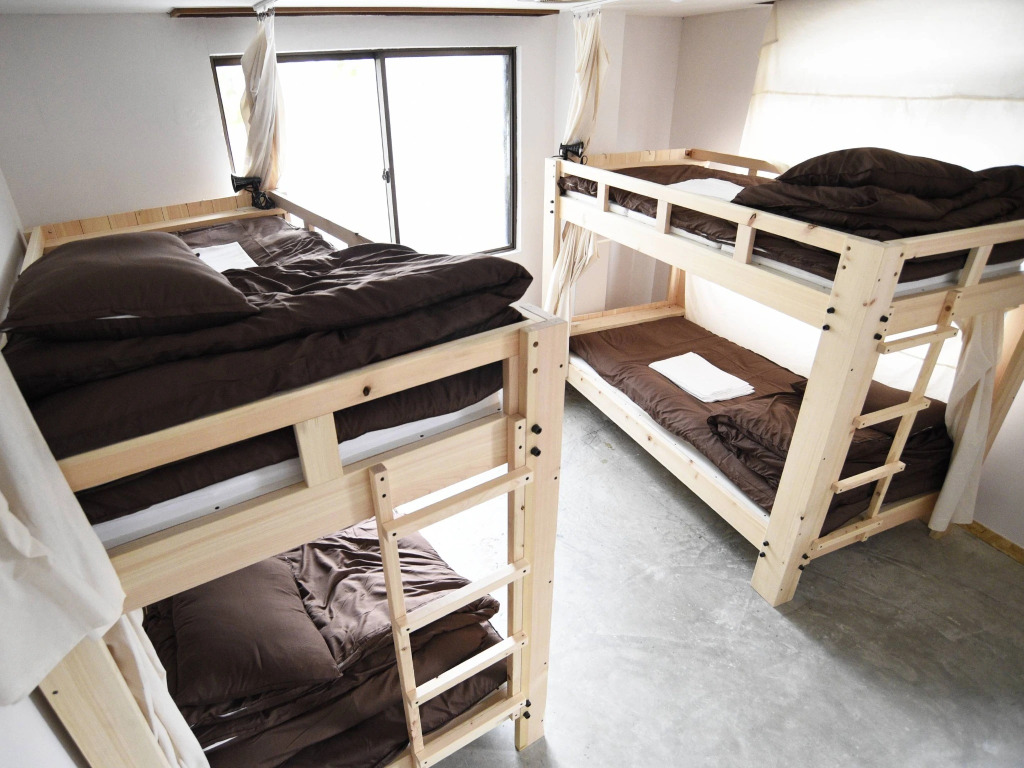 Bacchus Kofu Guesthouse