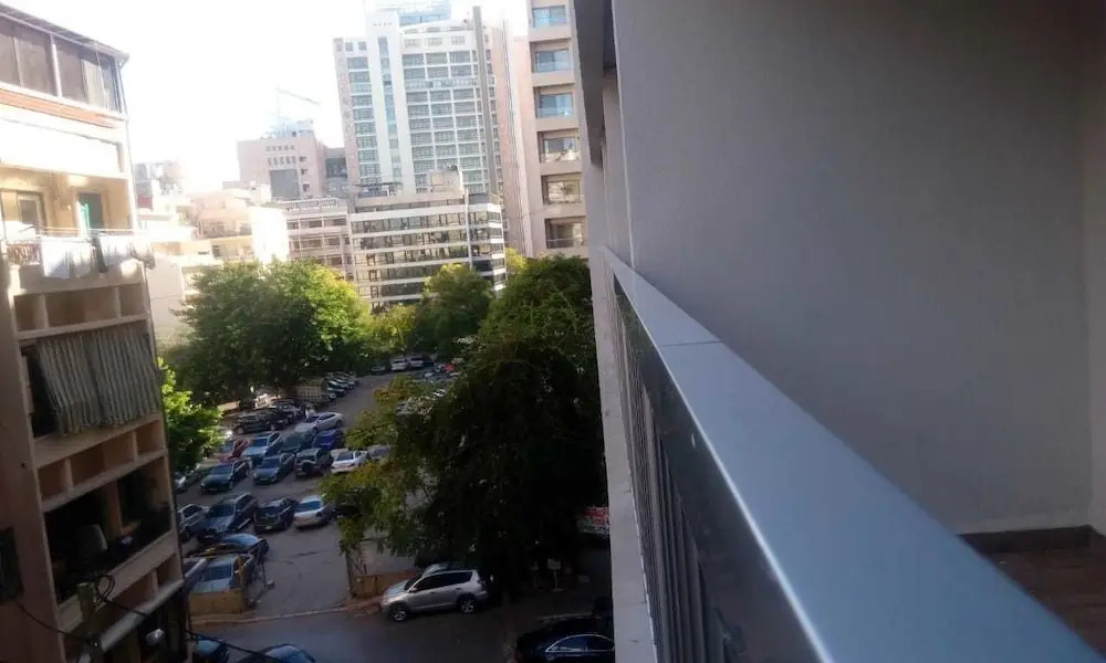 B RESIDENCE