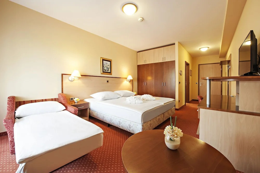 Terme Banovci - Hotel Zeleni Gaj
