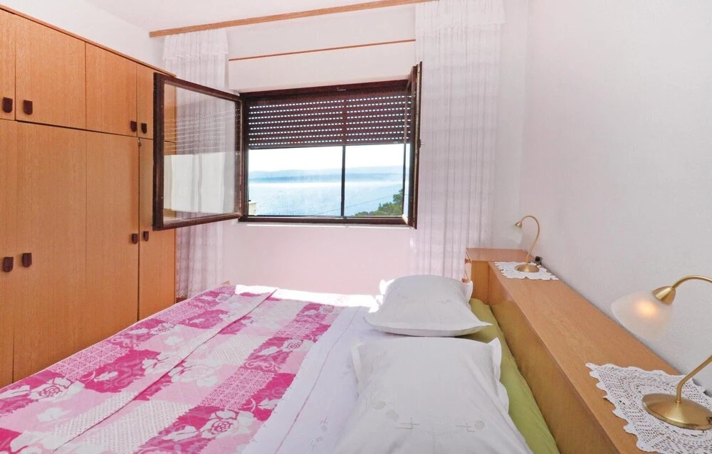 Beautiful Apartment in Lokva Rogoznica With 2 Bedrooms and Internet