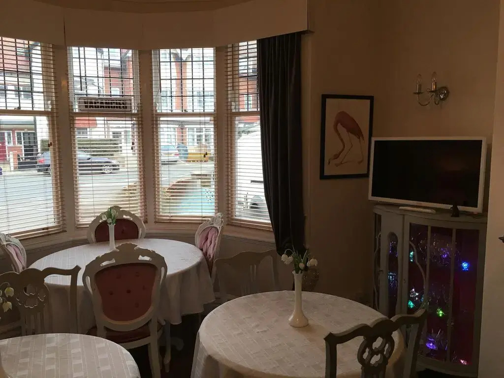 All Seasons B&b