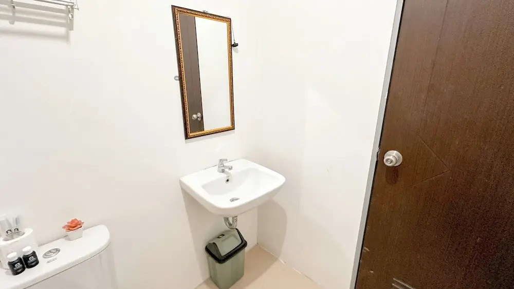 Nice And Comfortable Stay 2Br At Tamansari Prospero Sidoarjo Apartment