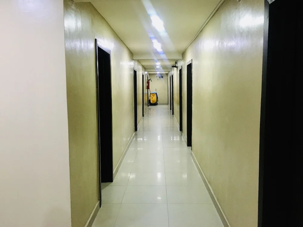 Demiral Hotel Surulere