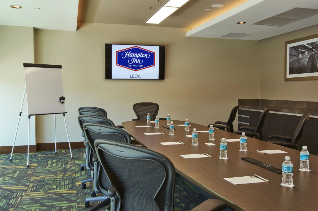 Hampton Inn by Hilton Leon