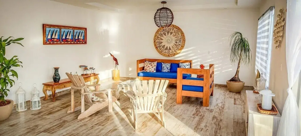 Maktub Inn