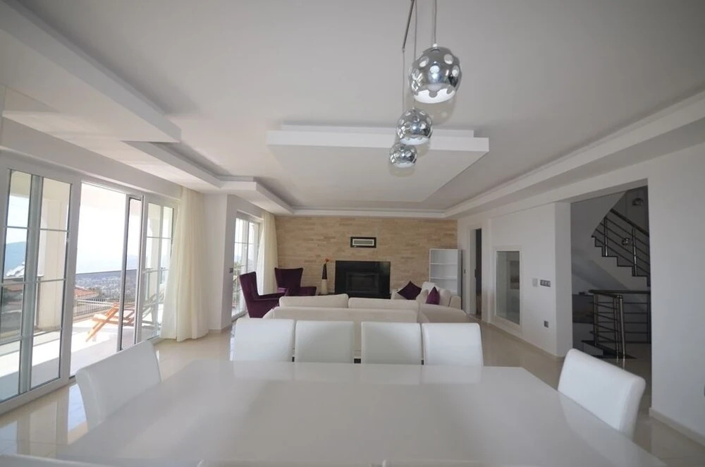 Villa Whispering Palms