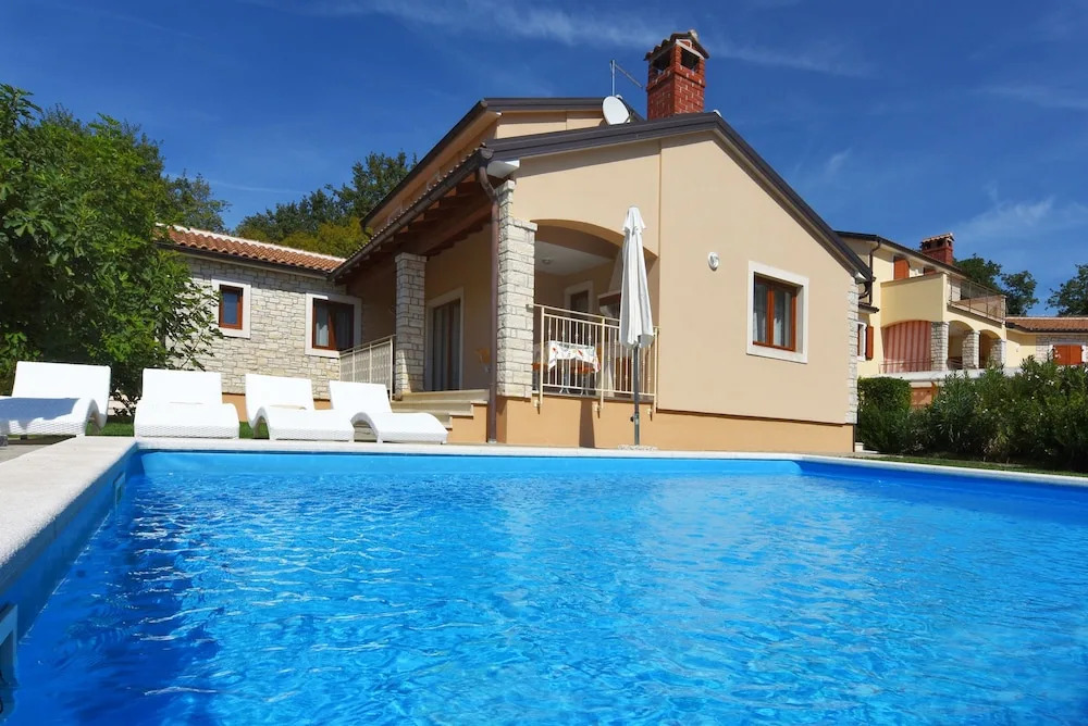 Villa Kmacici 598