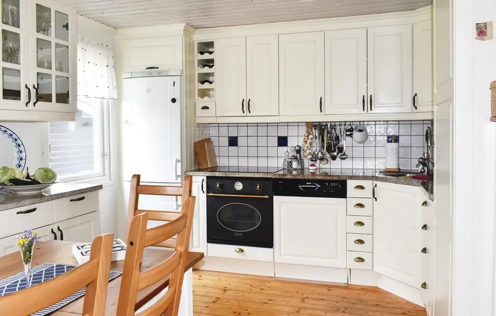 Gorgeous Home In Skivarp With Sauna