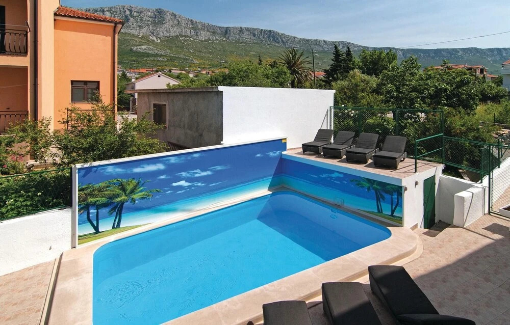 Amazing Home in Kastel Gomilica With Wifi and 2 Bedrooms