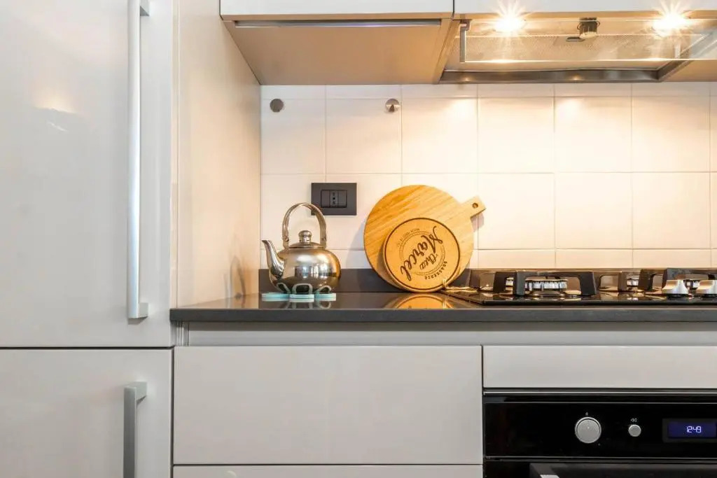 ALTIDO Apt for 4 with Terrace in a Quiet Residential Area