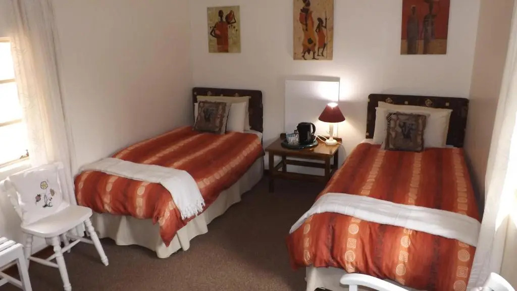 Thatchings Bed and Breakfast