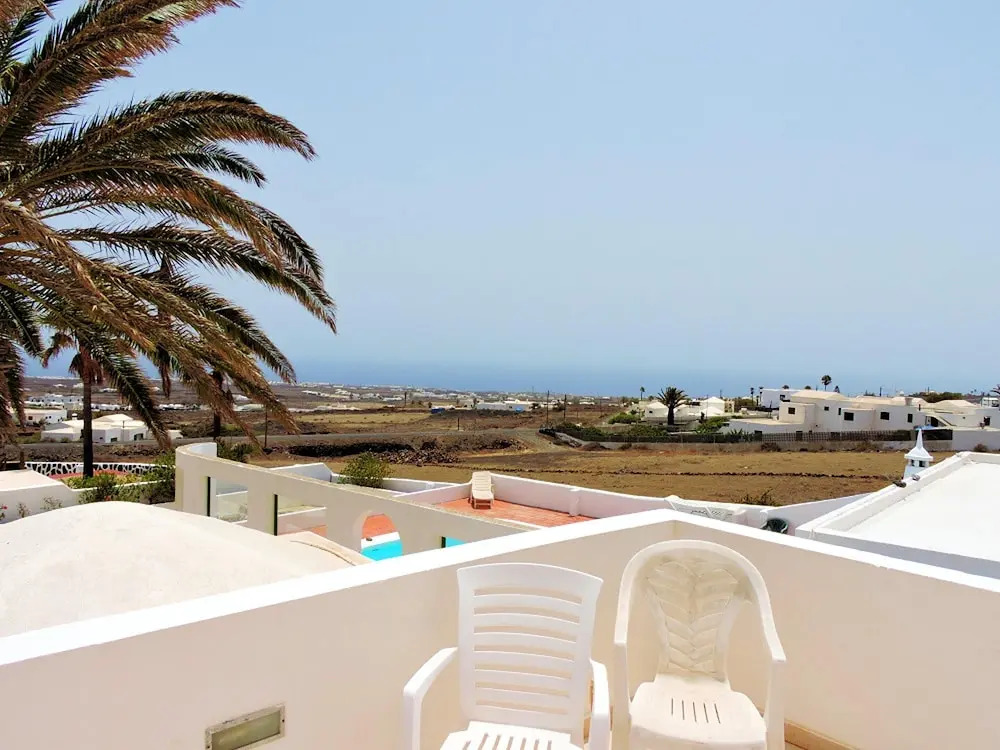 Villa With 8 Bedrooms in Tías, With Wonderful sea View, Private Pool, Enclosed Garden Near the Beach