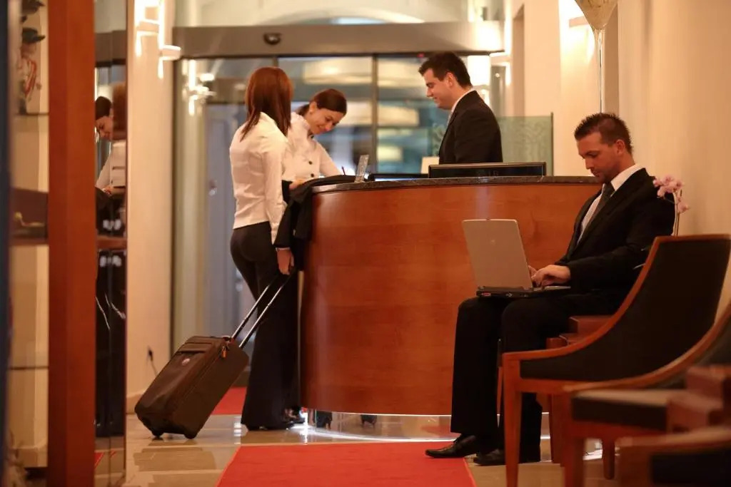 Hotel Ambassador