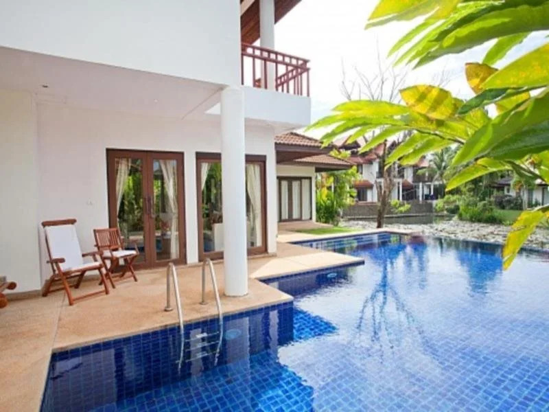 Villa in the Garden, Surin Beach with private spa