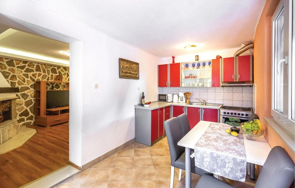 Beautiful Home in Makarska With Wifi and 1 Bedrooms