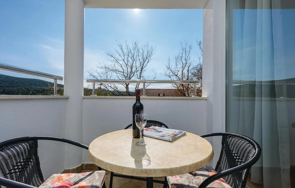 Beautiful Home in Cavtat With Wifi and 2 Bedrooms