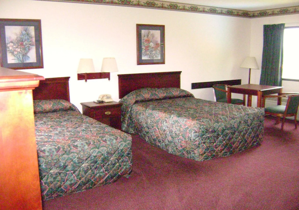 Garden Inn & Suites