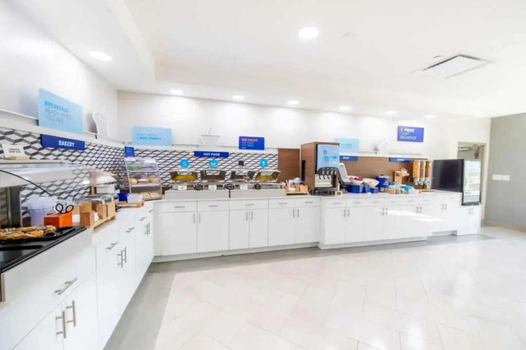 Holiday Inn Express & Suites Clermont SE - West Orlando by IHG