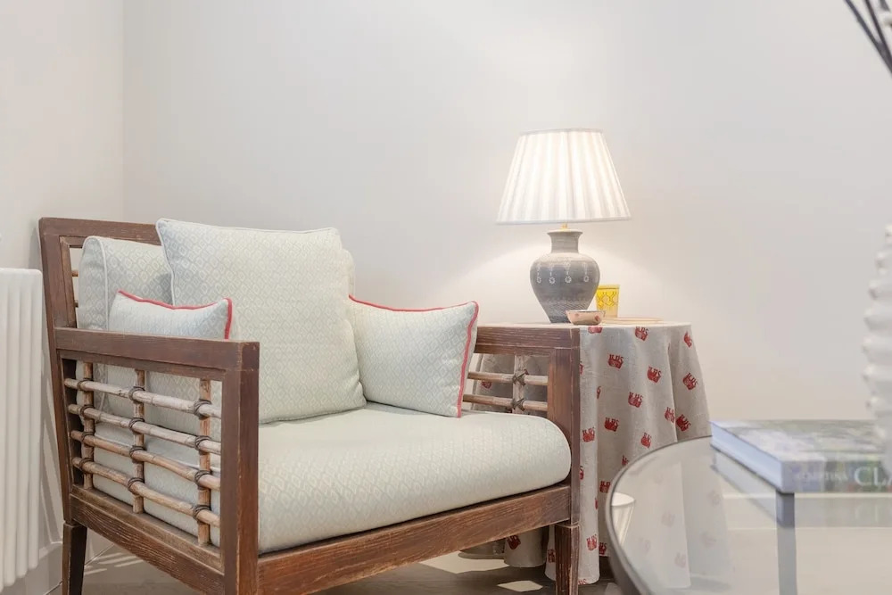 Stunning 3 Bedroom Apartment in South London