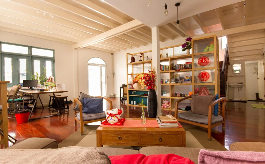 FU House Hostel