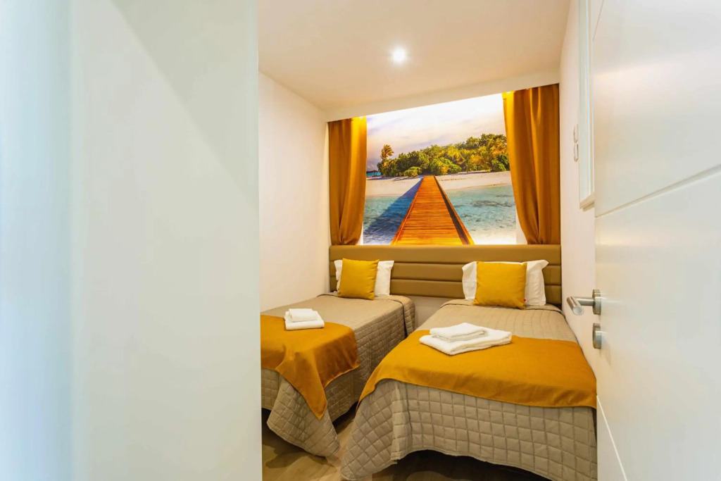 Renovated one bedroom plus one extra bedroom - Marina View Apartment By VilamouraSun