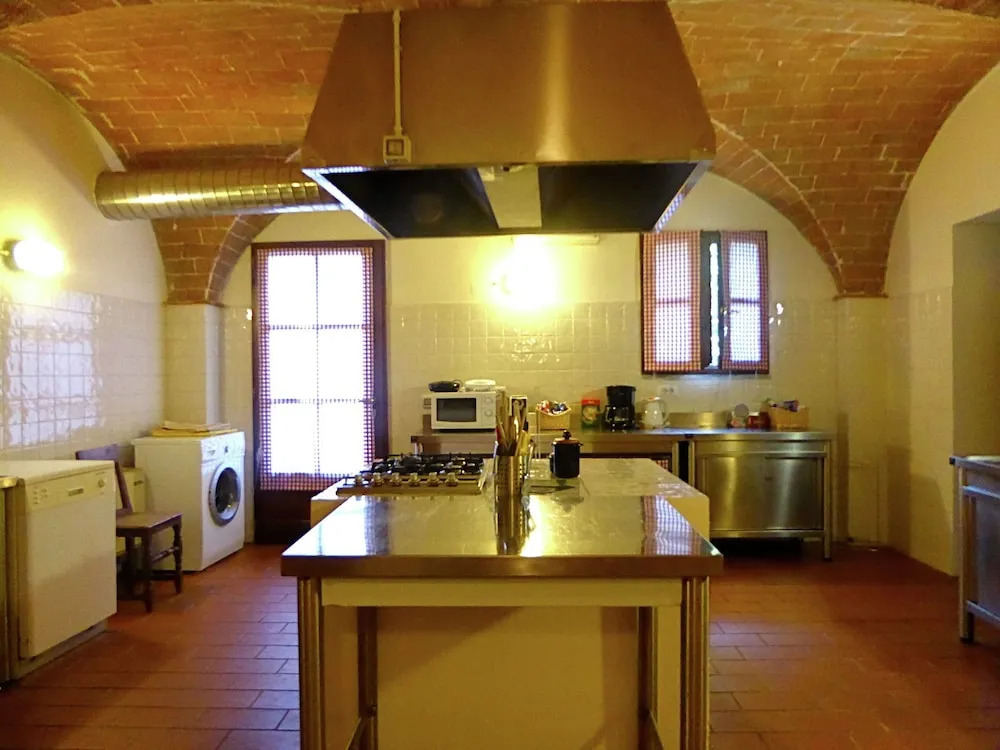 Beautiful Villa in Lari, with swimming pool