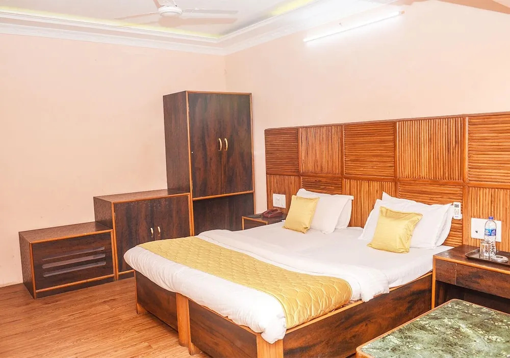 Hotel Subhash