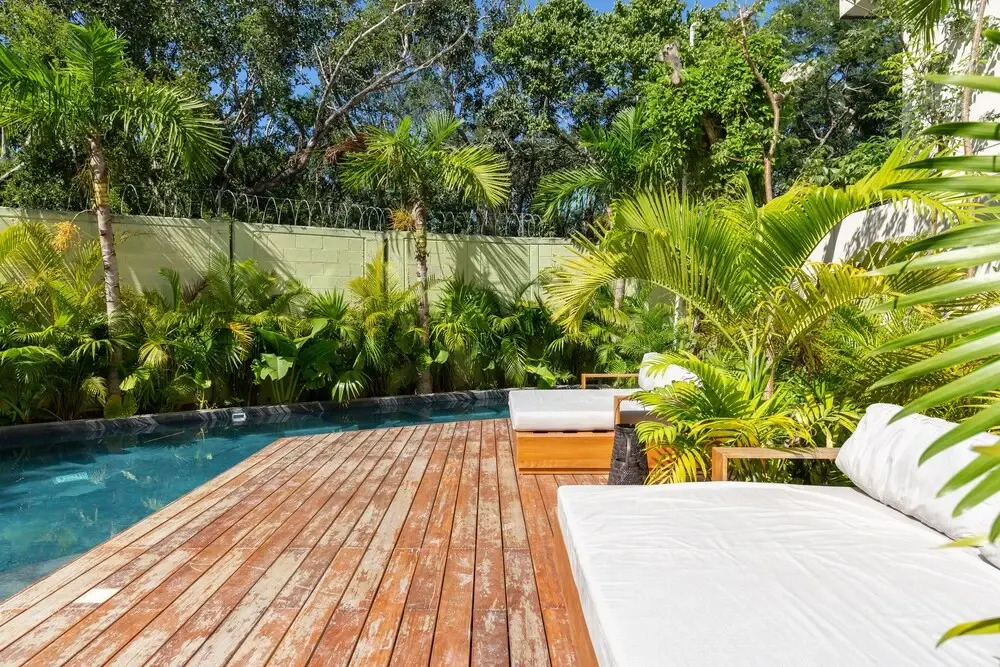 Bungalos Village 106 By Lockey
