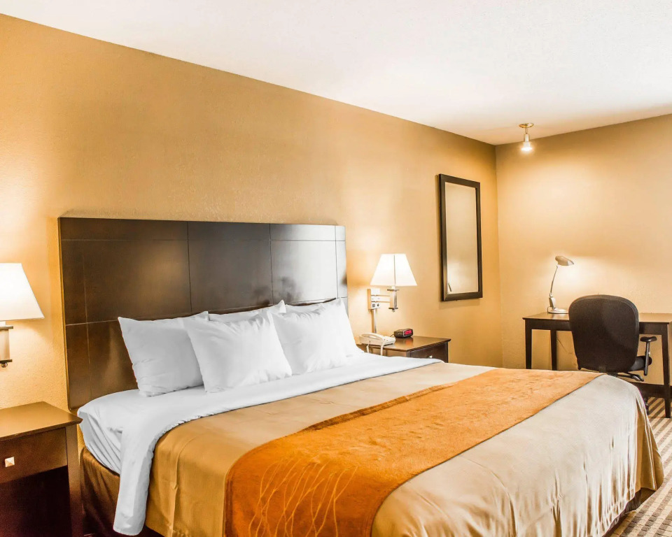 Spark by Hilton Cincinnati Airport South