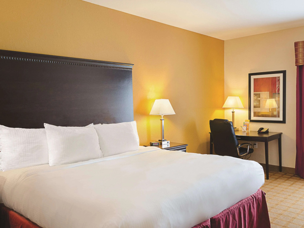 La Quinta by Wyndham Mobile Satsuma / Saraland