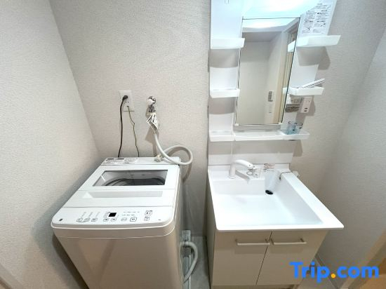 Naos House Hotel Osaka 5