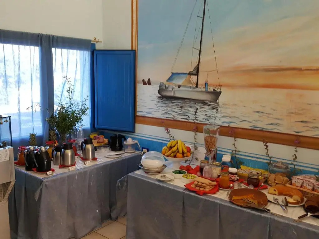Hotel Baia Cea